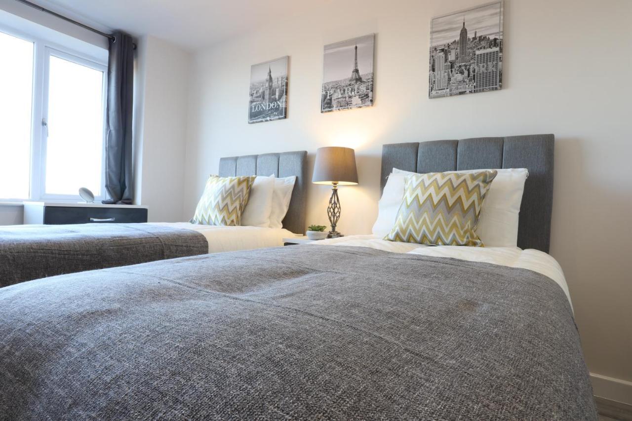 Birmingham Necairport Interchange Shortstay Homebase Eksteriør billede
