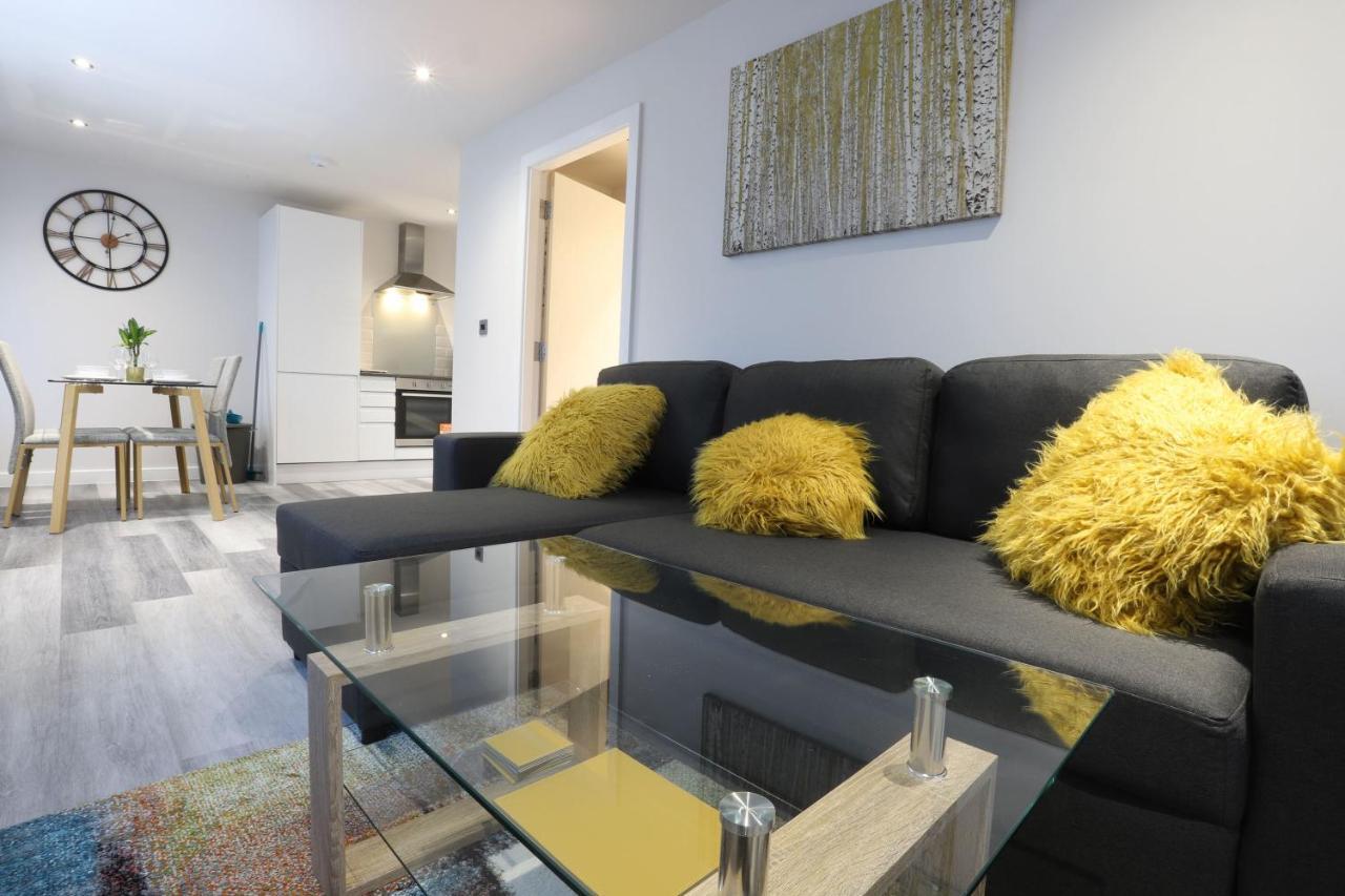 Birmingham Necairport Interchange Shortstay Homebase Eksteriør billede