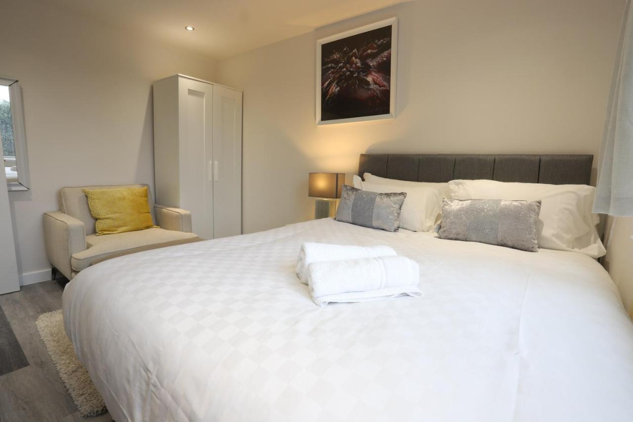 Birmingham Necairport Interchange Shortstay Homebase Eksteriør billede