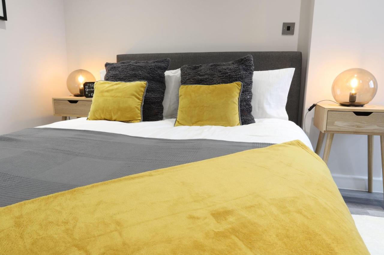 Birmingham Necairport Interchange Shortstay Homebase Eksteriør billede