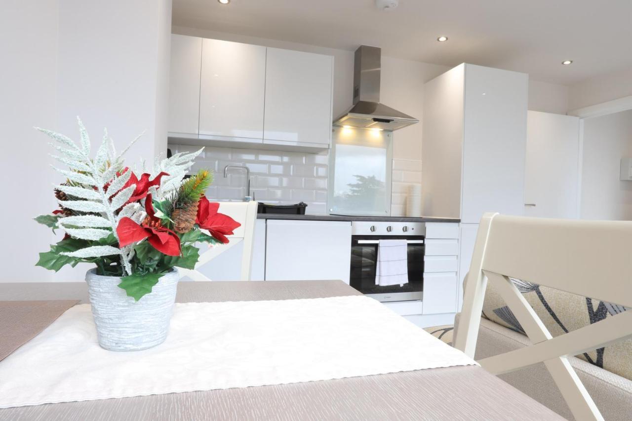 Birmingham Necairport Interchange Shortstay Homebase Eksteriør billede