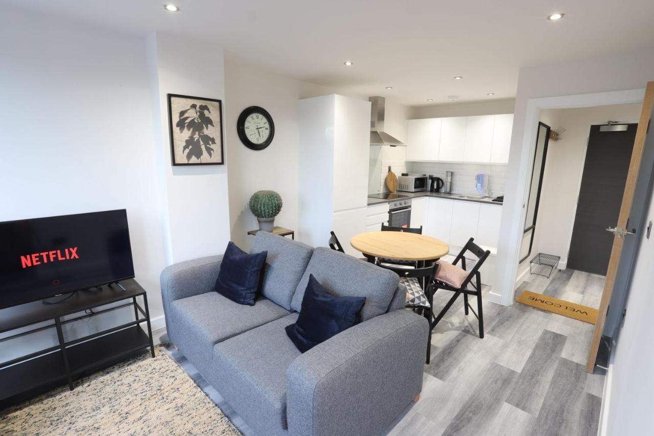 Birmingham Necairport Interchange Shortstay Homebase Eksteriør billede