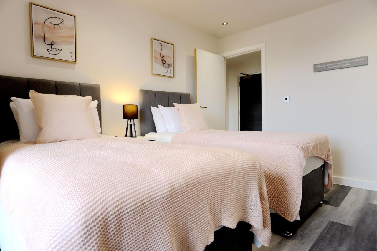Birmingham Necairport Interchange Shortstay Homebase Eksteriør billede